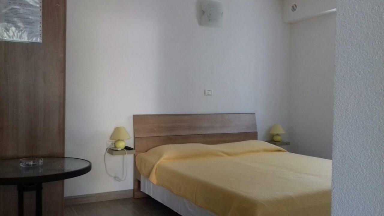 Studio Rocco Novigrad Istria Buitenkant foto